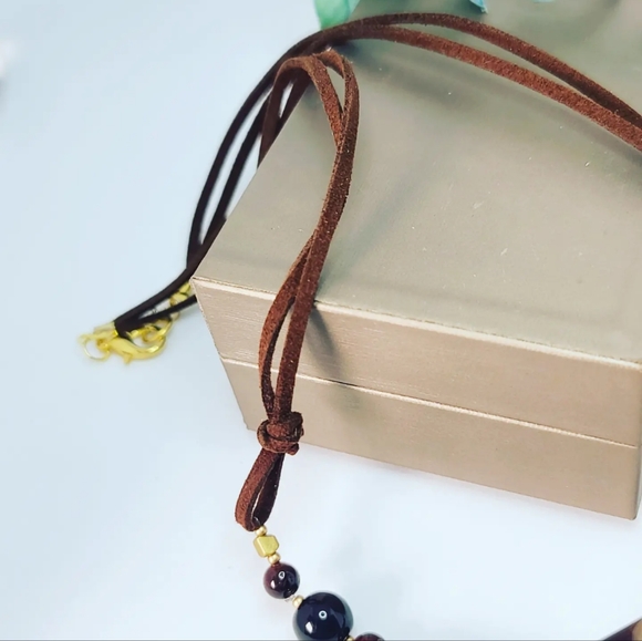 Lace Agate, Red Tiger Eye, Yin-yang charm necklace - Picture 5 of 5